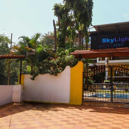 Treebo Trend Skylight Royal Stay Candolim Exterior photo